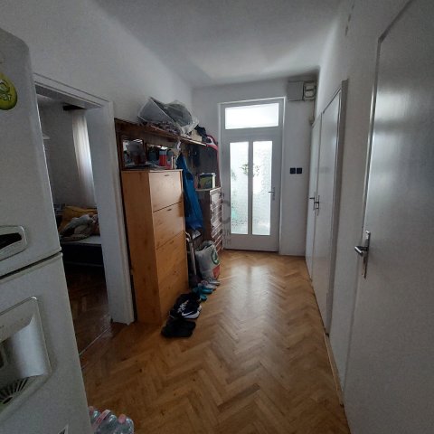 Eladó téglalakás, Pécsett 62.9 M Ft, 3 szobás