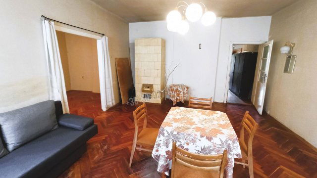 Eladó téglalakás, Győrött 48.8 M Ft, 2 szobás