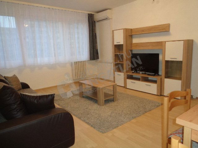 Eladó panellakás, Budapesten, VIII. kerületben, Szigony utcában