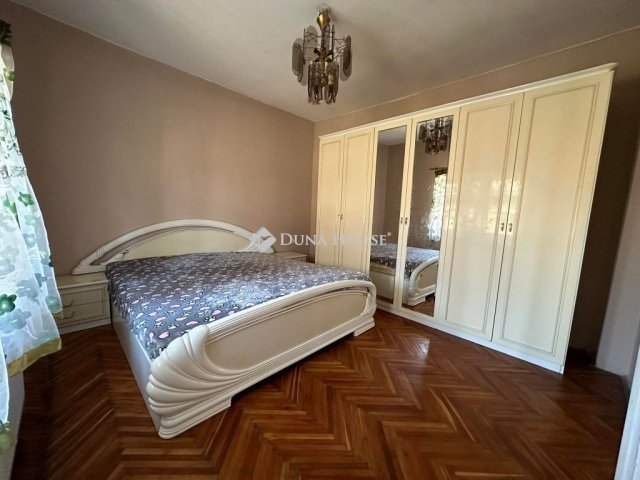 Eladó családi ház, Sárbogárdon 44 M Ft, 4 szobás