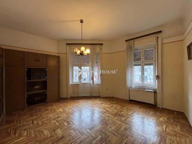 Eladó téglalakás, Budapesten, VIII. kerületben 105 M Ft