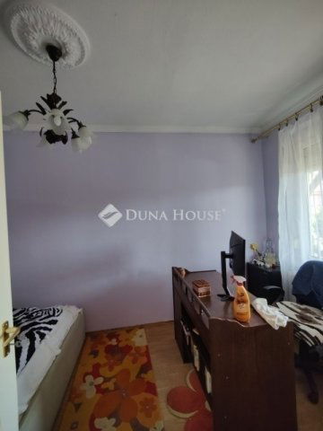 Eladó ikerház, Budapesten, XVIII. kerületben 83.9 M Ft, 3 szobás