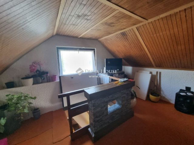 Eladó családi ház, Szentmártonkátán 9.5 M Ft, 2 szobás