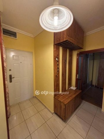 Eladó téglalakás, Miskolcon 33.9 M Ft, 2 szobás