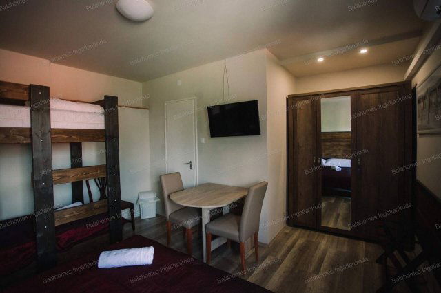 Eladó hotel, Siófokon 290 M Ft, 7 szobás / költözzbe.hu