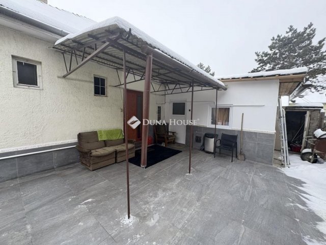 Eladó családi ház, Budapesten, XVII. kerületben 99 M Ft