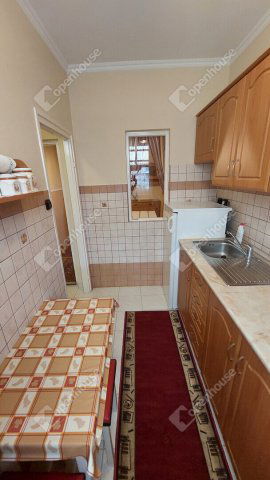 Eladó családi ház, Oroszlányban 53.9 M Ft, 3 szobás