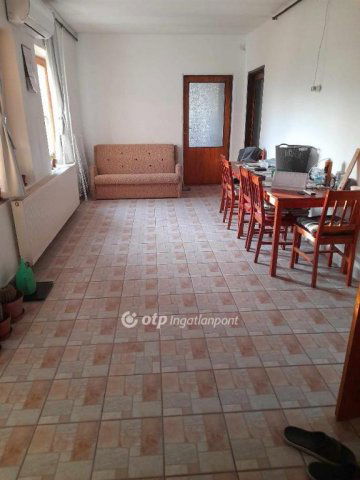 Eladó családi ház, Szigetváron 65 M Ft, 3 szobás