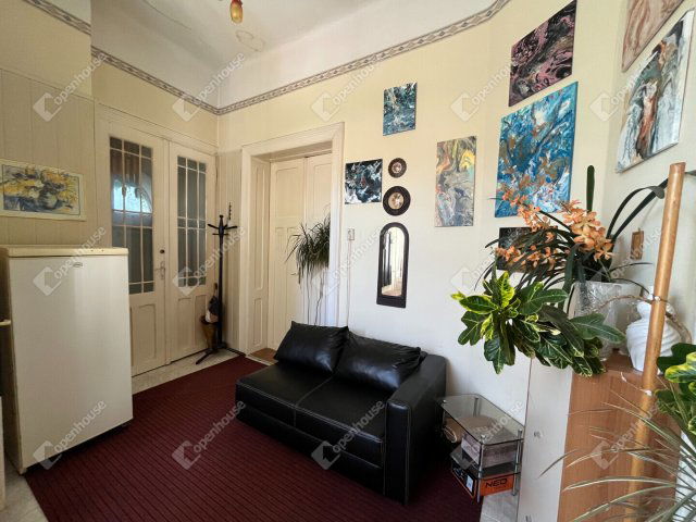 Eladó családi ház, Debrecenben 60 M Ft, 4 szobás