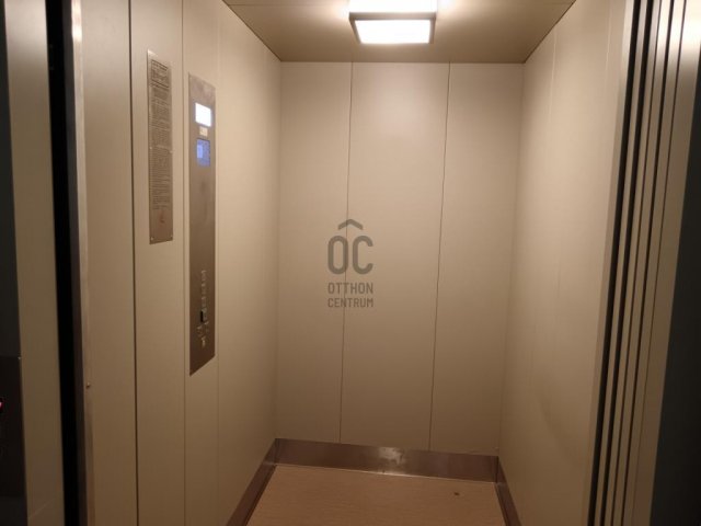 Eladó iroda, Budapesten, X. kerületben 779 M Ft