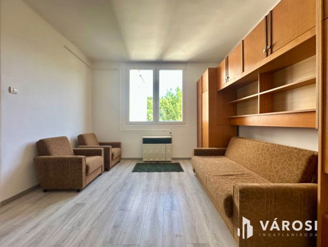 Kiadó téglalakás, albérlet, Salgótarjánban 120 E Ft / hó
