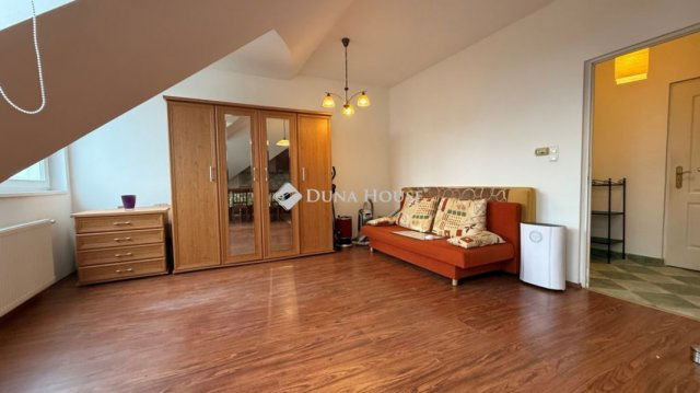 Eladó téglalakás, Budapesten, X. kerületben 69.9 M Ft, 2 szobás