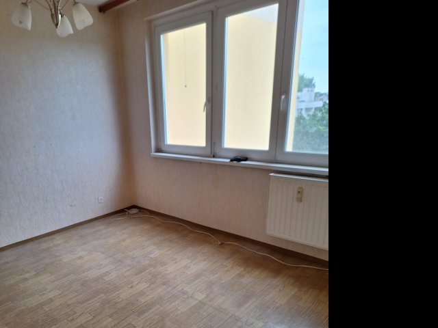 Eladó panellakás, Székesfehérvárott, Lövölde utcában