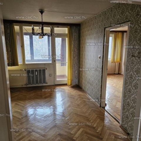 Eladó panellakás, Budapesten, III. kerületben 72 M Ft, 3 szobás