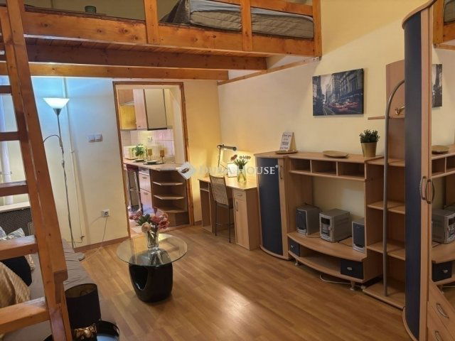 Eladó téglalakás, Budapesten, VII. kerületben 57 M Ft, 1 szobás