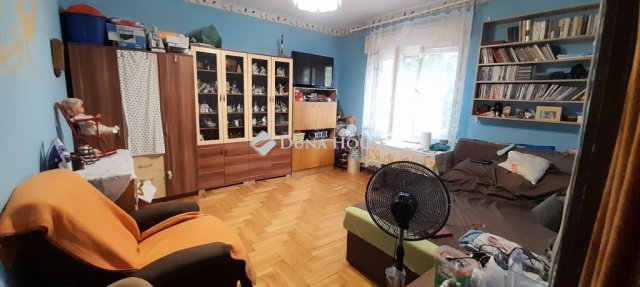 Eladó családi ház, Csörögön, Kisfaludy utcában 61 M Ft