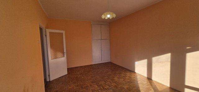 Eladó téglalakás, Debrecenben, Mikszáth Kálmán utcában