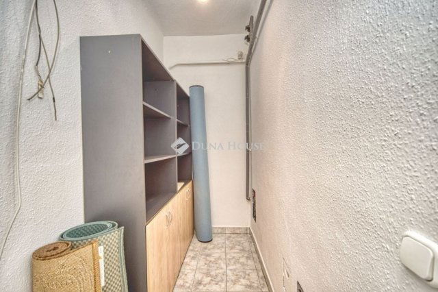 Kiadó iroda, Budapesten, XI. kerületben 350 E Ft / hó, 2 szobás