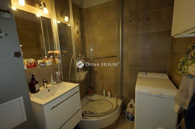 Eladó panellakás, Kecskeméten 36.9 M Ft, 1 szobás