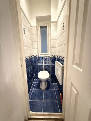 Eladó téglalakás, Budapesten, VI. kerületben 80 M Ft, 1 szobás