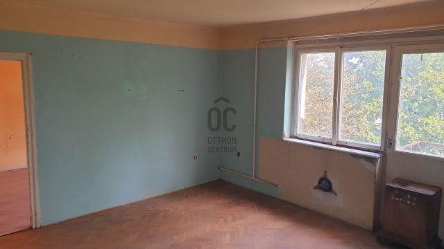 Eladó téglalakás, Ózdon 5.3 M Ft, 2 szobás