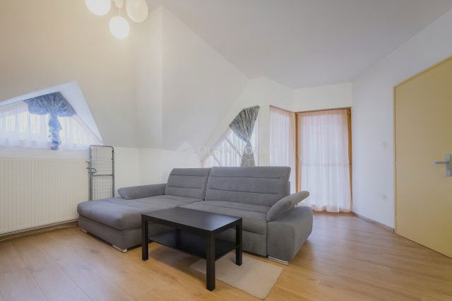 Eladó téglalakás, Budapesten, XVIII. kerületben 87.5 M Ft