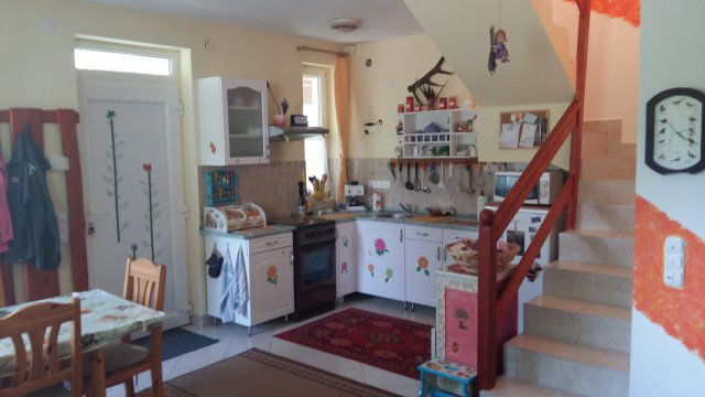 Eladó családi ház, Visegrádon 63 M Ft, 2 szobás