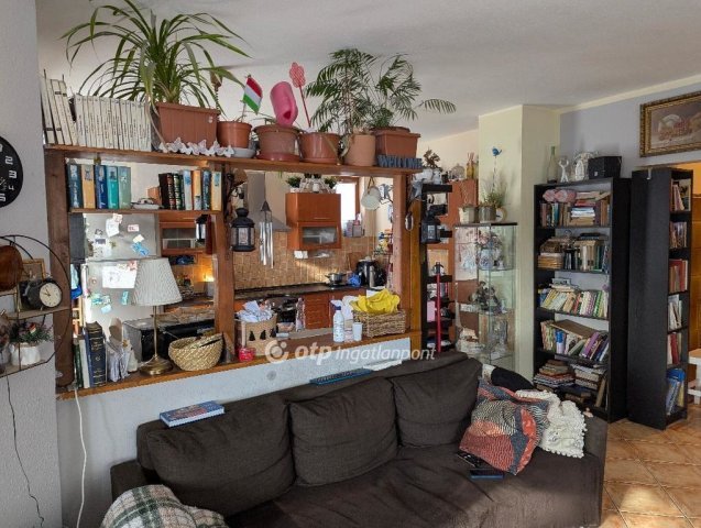 Eladó ikerház, Gödön 120 M Ft, 3+1 szobás