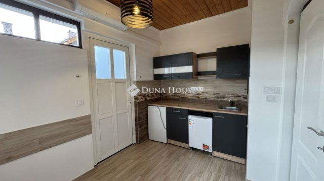 Kiadó téglalakás, albérlet, Budakalászon 210 E Ft / hó