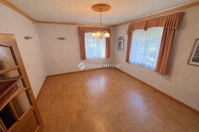 Eladó családi ház, Cibakházán 49.9 M Ft, 5 szobás