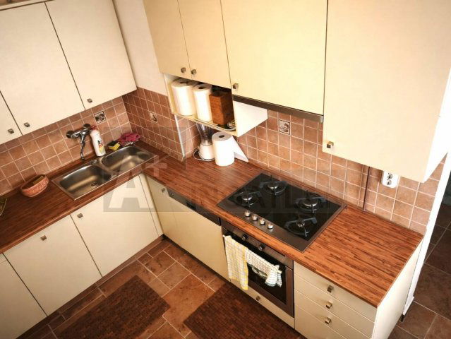 Eladó családi ház, Szatymazon 54.9 M Ft, 4 szobás