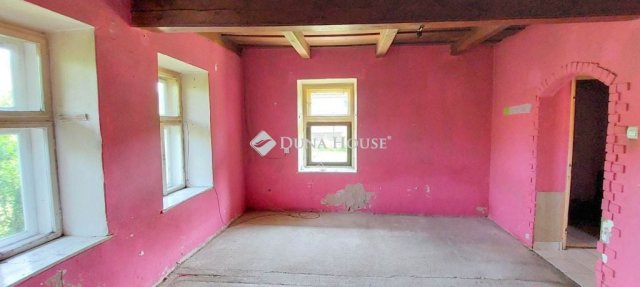 Eladó családi ház, Tiszaújvárosban 13.9 M Ft, 2 szobás