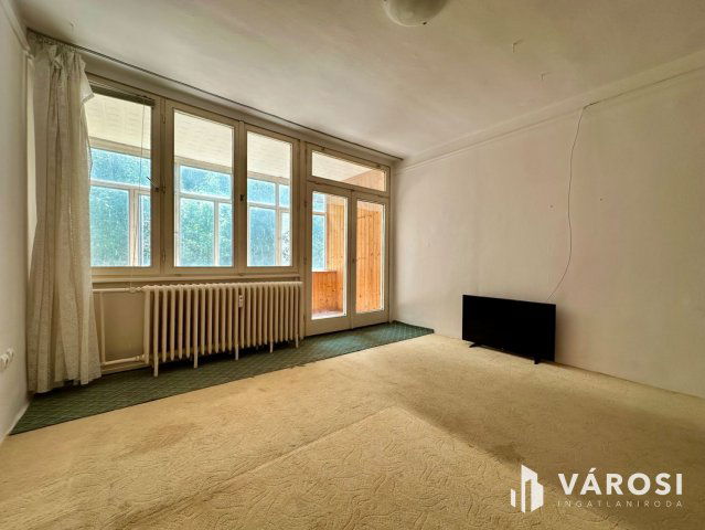 Eladó panellakás, Salgótarjánban 16.5 M Ft, 2 szobás