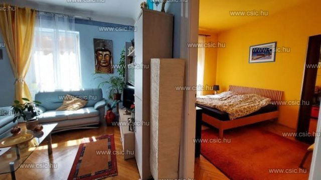 Eladó téglalakás, Budapesten, III. kerületben 113 M Ft, 3 szobás