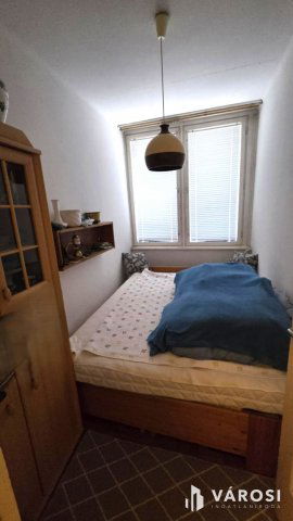 Eladó téglalakás, Debrecenben 62.5 M Ft, 1+2 szobás