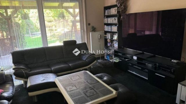 Eladó téglalakás, Budapesten, X. kerületben 135 M Ft, 4 szobás