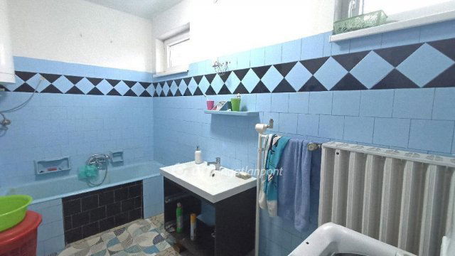 Eladó családi ház, Jászfényszarun 50 M Ft, 3 szobás