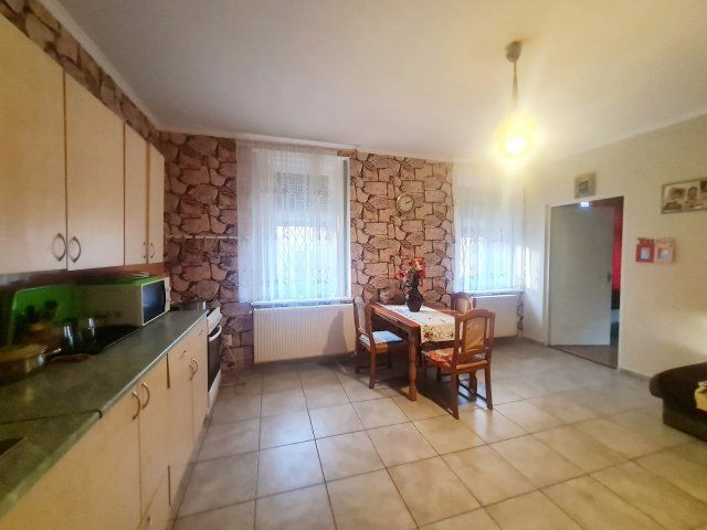 Eladó családi ház, Debrecenben 39.9 M Ft, 2 szobás