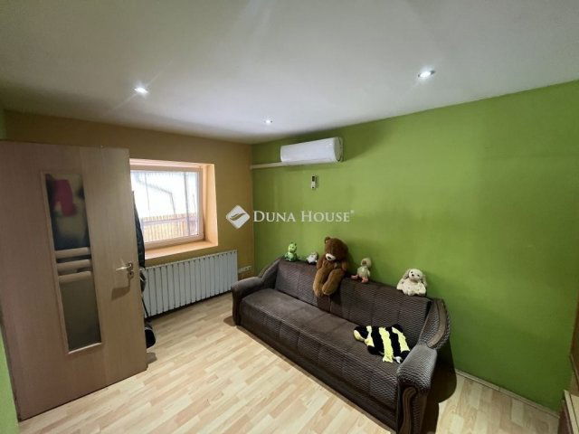 Eladó családi ház, Kecskeméten 34.5 M Ft, 2 szobás