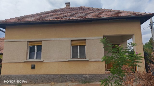 Eladó családi ház, Üllőn 85 M Ft, 2 szobás