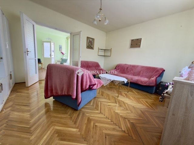 Eladó családi ház, Kecskeméten 89 M Ft, 6 szobás