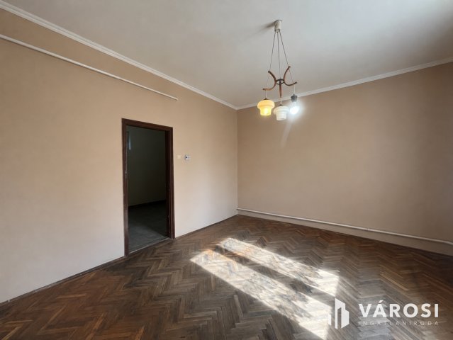Eladó családi ház, Debrecenben 63.5 M Ft, 3 szobás
