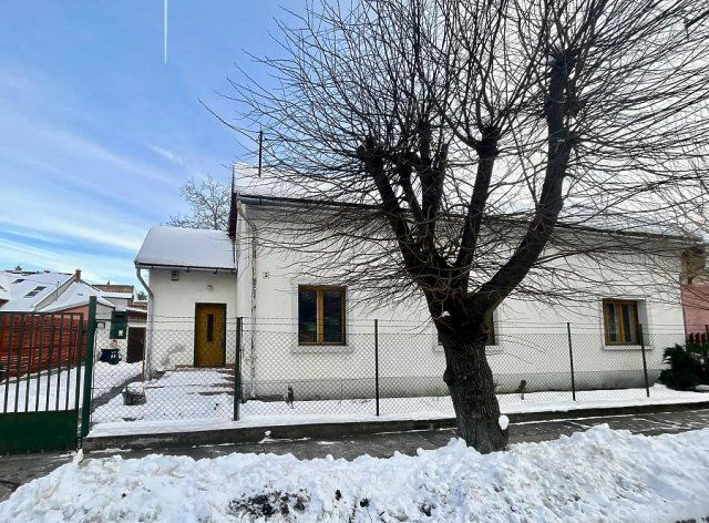 Eladó családi ház, Budapesten, XV. kerületben 99.5 M Ft