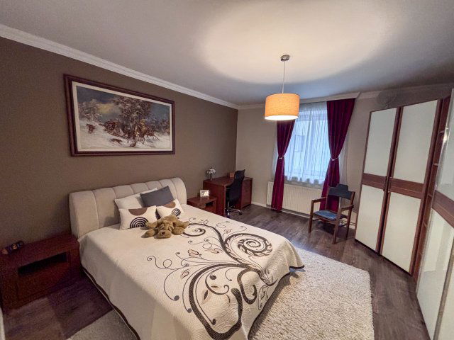 Eladó téglalakás, Dunakeszin 100 M Ft, 3 szobás