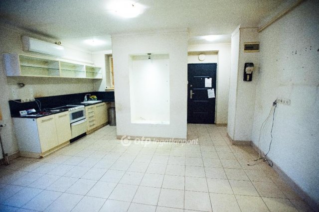 Eladó téglalakás, Budapesten, II. kerületben 99 M Ft, 3 szobás