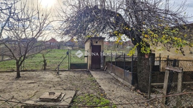 Eladó családi ház, Városföldön 62 M Ft, 2 szobás