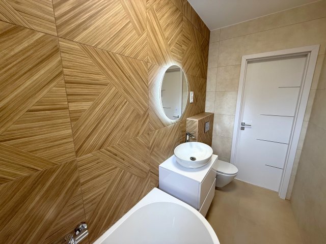 Eladó panellakás, Pécsett, Stadion utcában 57.9 M Ft, 2 szobás