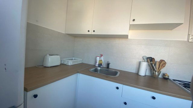 Kiadó panellakás, albérlet, Debrecenben 200 E Ft / hó, 3 szobás