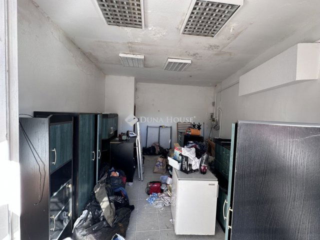 Kiadó üzlethelyiség, Budapesten, XXI. kerületben 200 E Ft / hó