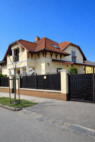 Eladó családi ház, Budapesten, IV. kerületben 295 M Ft, 5 szobás